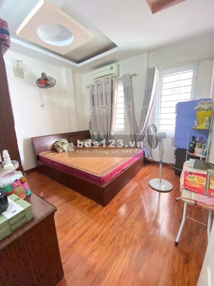 Chính chủ bán nhà phố Yên Hòa Cầu Giấy 45mx5T MT4m nhỉnh 4ty 0969040000