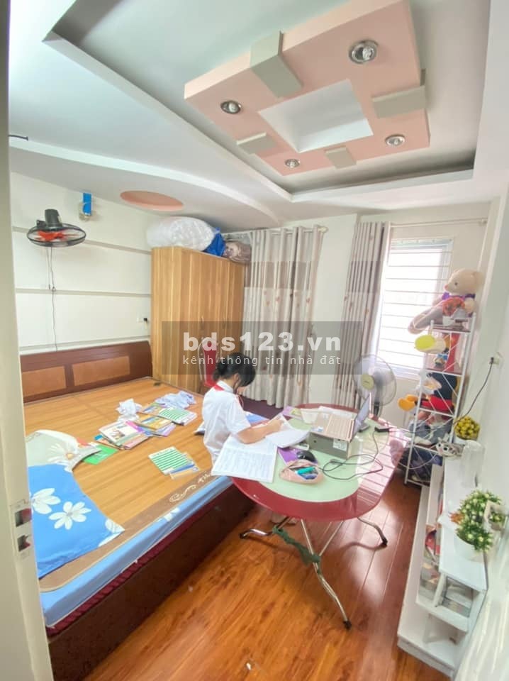 Chính chủ bán nhà phố Yên Hòa Cầu Giấy 45mx5T MT4m nhỉnh 4ty 0969040000