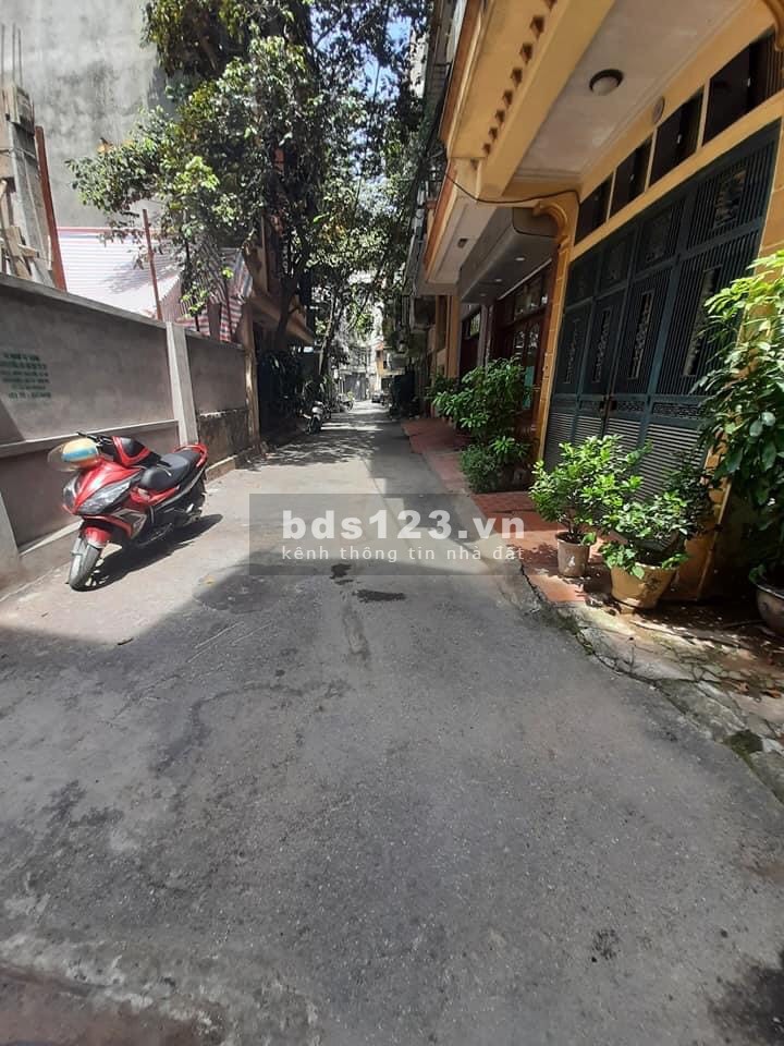 Bán nhà Quận Hai Bà Trưng, ngõ ô tô tránh đỗ cửa, giá bán nhỉnh 6 tỷ lh 0904183351