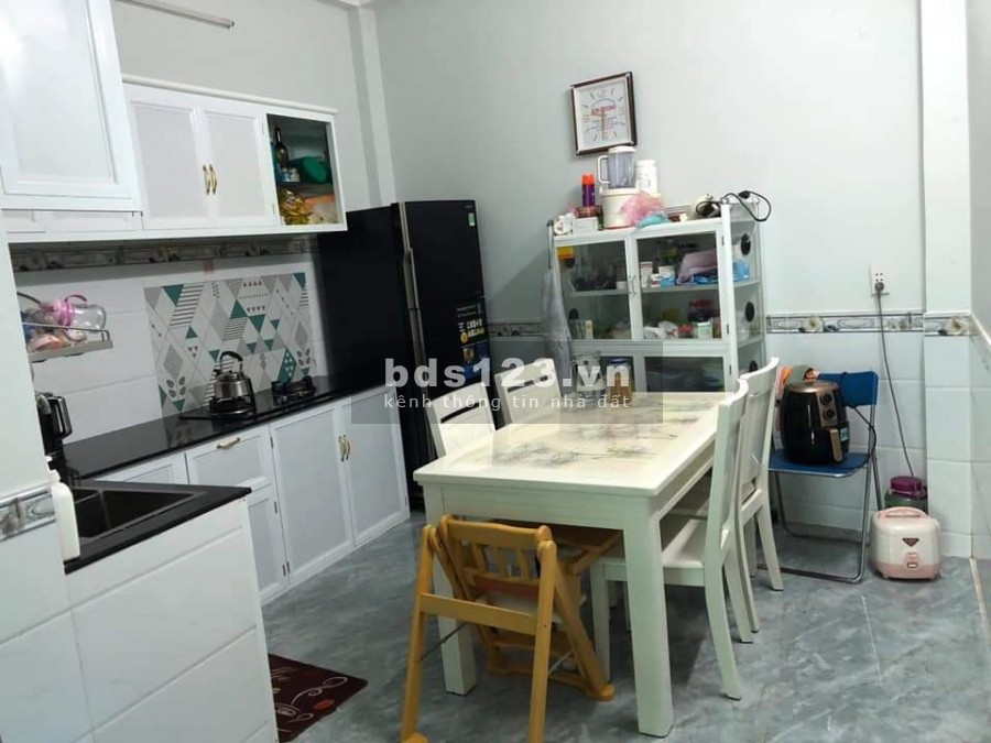 Bán nhà hẻm 1 xẹt Nguyễn Trung Trực 4 pn 3 tầng giá 4.25 tỷ phường 5, Quận Bình Thạnh