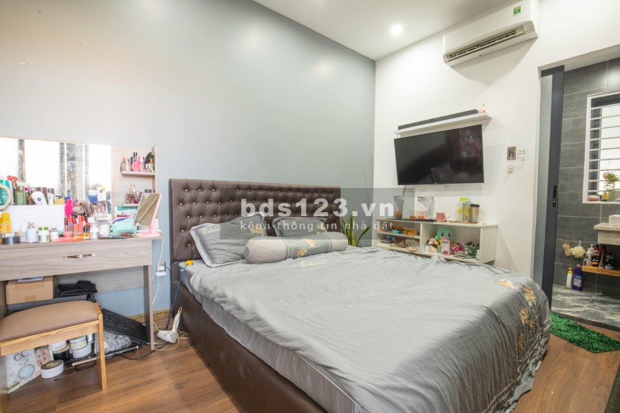 Bán Biệt thự Khu An Bình Đường Lê Ngọc Hân, đường 2 xe hơi tránh nhau, sổ sẵn chính chủ