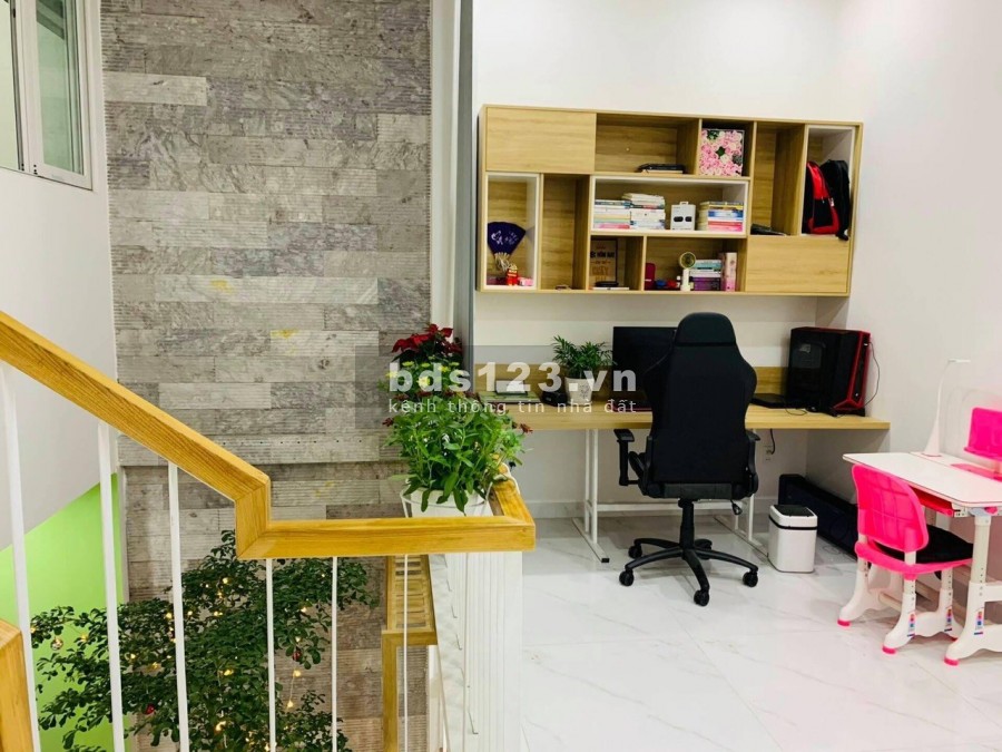 Bán nhà nghĩ dưỡng view đà lạt trần tế xương giá bán 108 triệu, liên hệ xem đất 0326502787