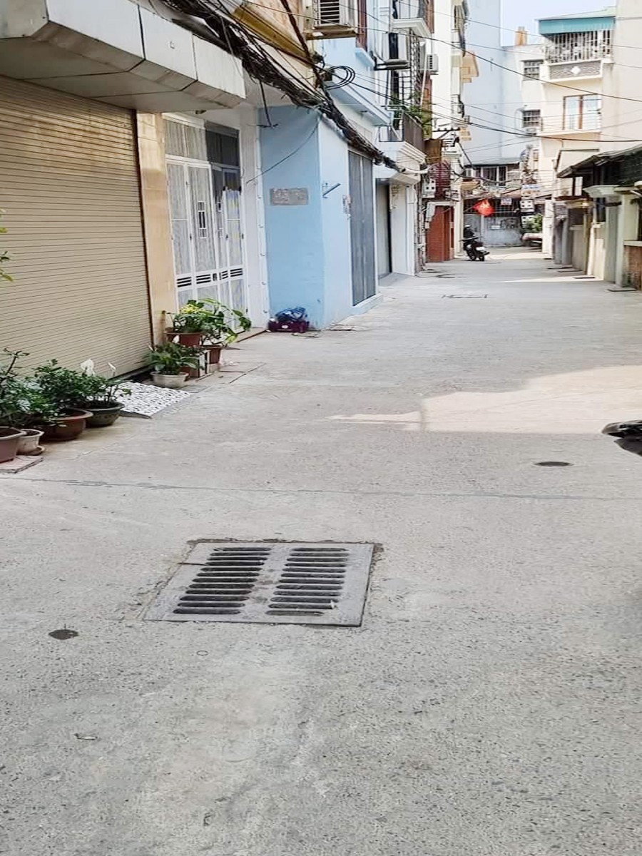 Hiếm Định Công Thượng, ôtô, 8 phòng ngủ, 45m2, giá chưa đến 4 tỷ. LH 0966456918.