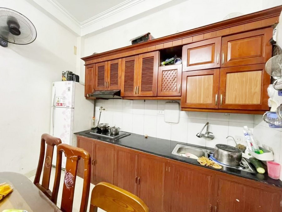 Hiếm Định Công Thượng, ôtô, 8 phòng ngủ, 45m2, giá chưa đến 4 tỷ. LH 0966456918.