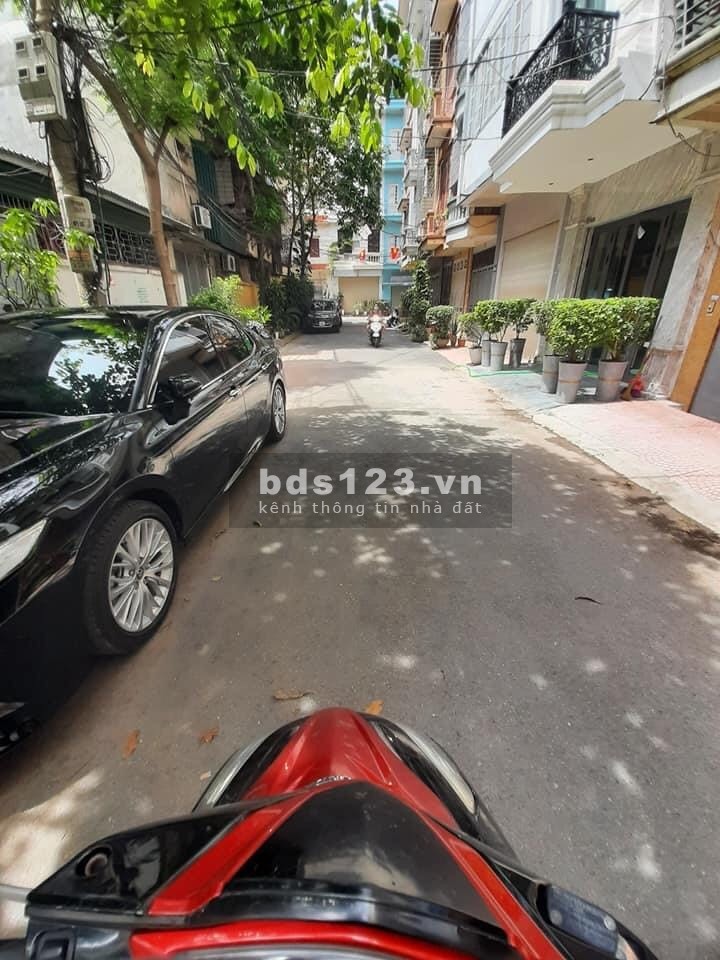 Bán nhà Quận Hai Bà Trưng, ngõ ô tô tránh đỗ cửa, giá bán nhỉnh 6 tỷ lh 0904183351