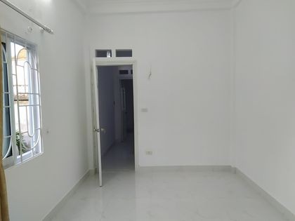 Cần bán nhà phường Văn Chương Quận Đống Đa, diện tích 28m2 đúc 4 tầng, giá rẻ