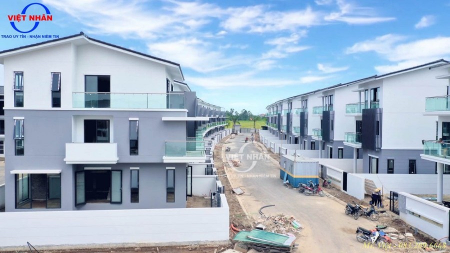 Bán nhanh nhà phố 3 tầng khu đô thị Centa City Hải Phòng giá 2,9xx tỷ pháp lý rõ ràng