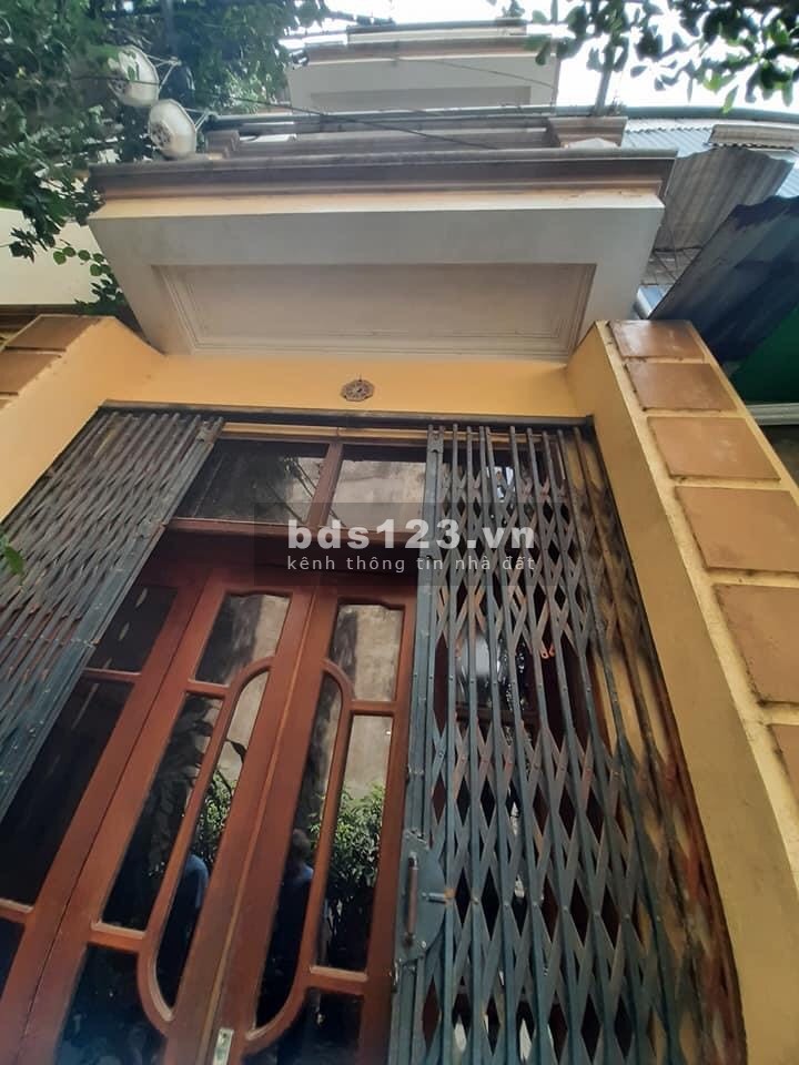 Bán nhà Quận Hai Bà Trưng, ngõ ô tô tránh đỗ cửa, giá bán nhỉnh 6 tỷ lh 0904183351