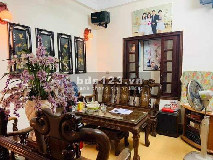 Bán nhà nguyên căn Vũ Tông Phan Thanh Xuân dt 46m2, 4 tầng, mt 4.2m, giá 4.9 tỷ