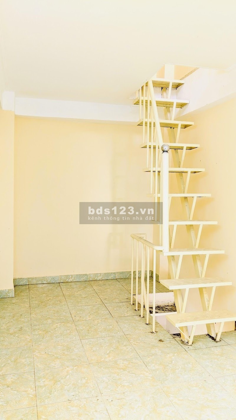Bán nhà hiếm, Quận 3, 4 tầng, giá rẻ chỉ 3.39 tỷ, duy nhất 1 căn