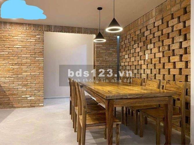 Bán nhà nguyên căn hẻm xe hơi Gò Vấp, diện tích 76m2, 2 tầng, tặng nội thất, lh 0909466237