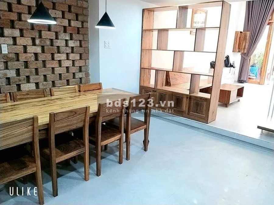 Bán nhà nguyên căn hẻm xe hơi Gò Vấp, diện tích 76m2, 2 tầng, tặng nội thất, giá rẻ