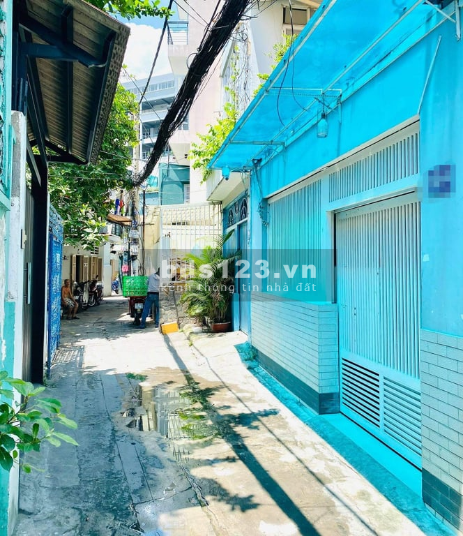 Nhà bán gấp Nơ Trang Long Bình Thạnh vị trí đẹp hẻm thông kinh doanh tốt.