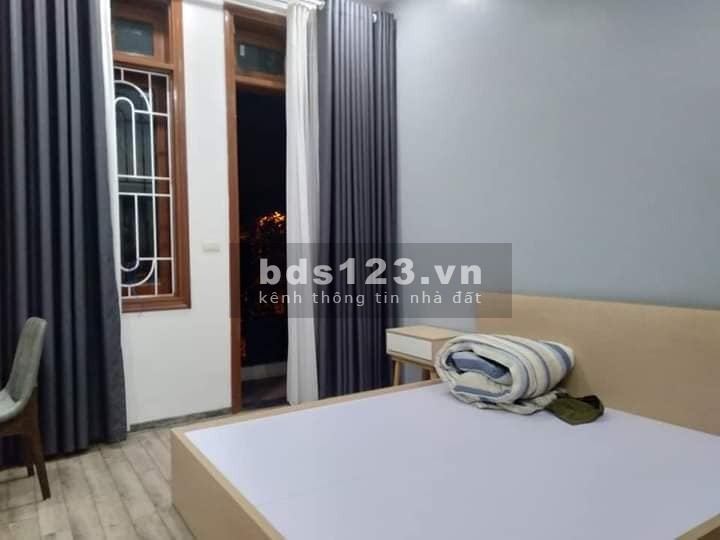 Bán nhà Văn Quán, đúc kiên cố, diện tích sử dụng 48m2, giá bán 4.35 tỷ, lh 0962122499