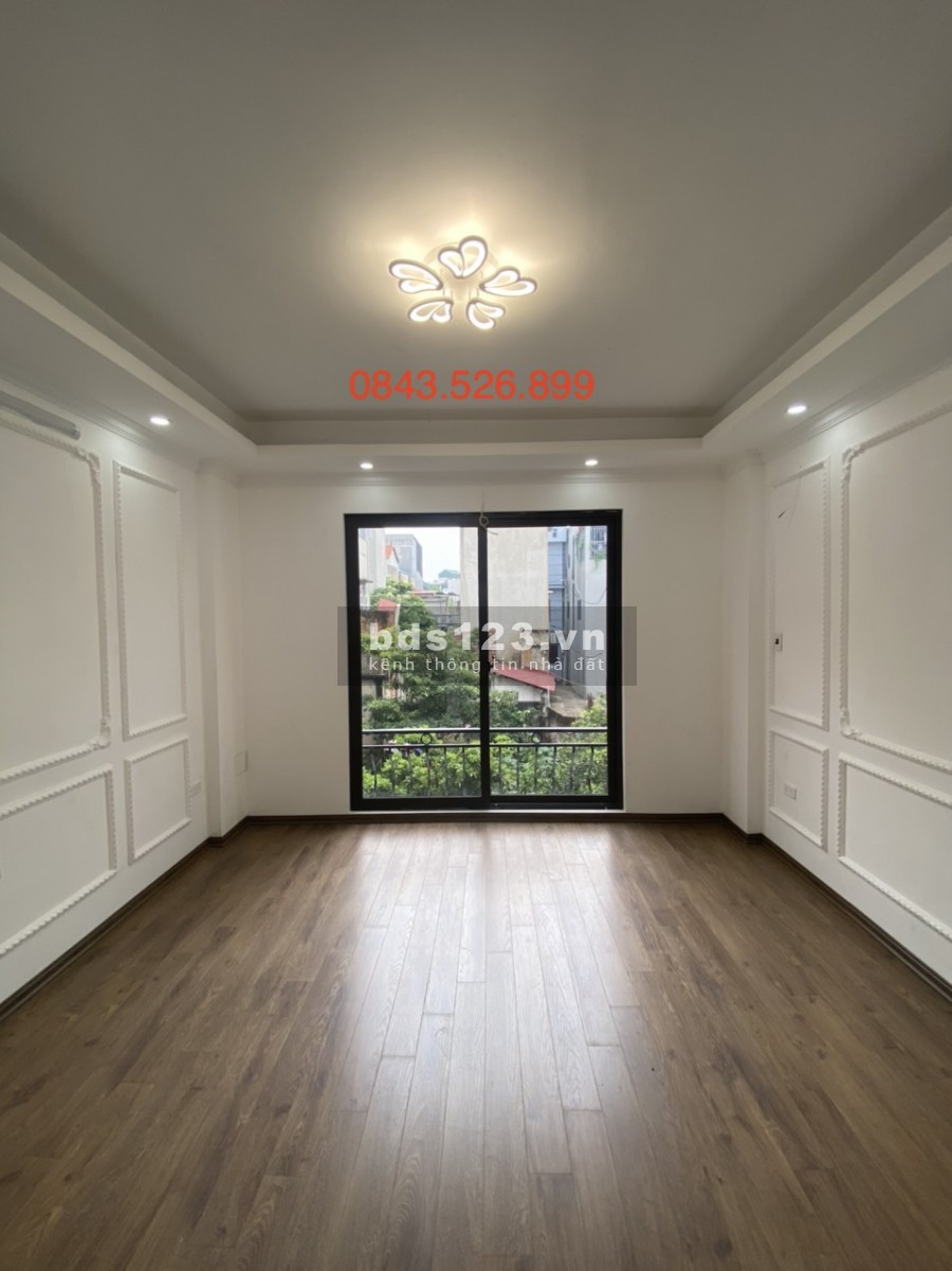 Bán gấp nhà Phúc Lợi, lô góc gần phố - ô tô, diện tích 33m2 giá chỉ 2 tỷ thương lượng sâu