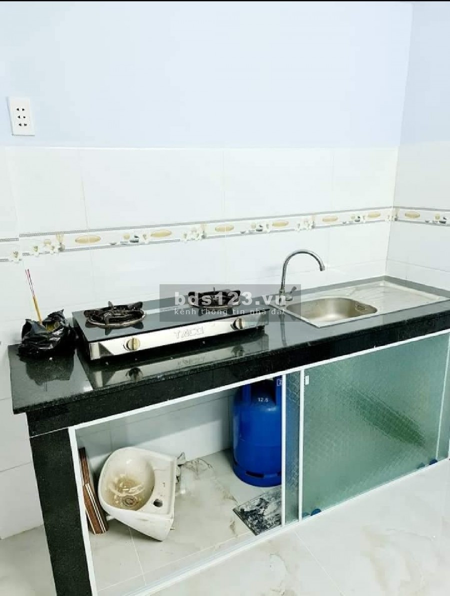 Bán nhà Phạm Thế Hiển, Quận 8, diện tích sử dụng 18m2, giá bán 1.85 tỷ, lh 0328977044