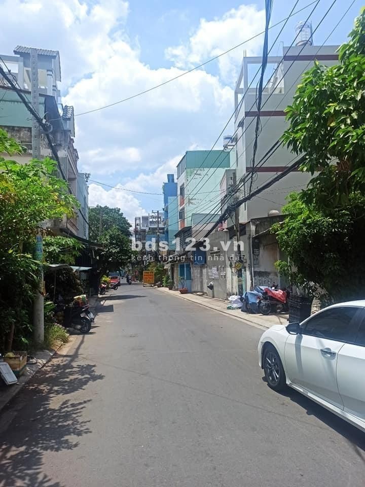 Bán nhà đẹp hxh đường Tân Hòa Đông Bình Tân 3 tầng giá 5.55 tỷ dt 70m2