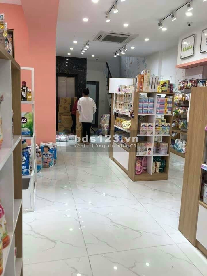 Bán nhà mặt phố Thiên Hiền, 6 tầng 52m2, thang máy, kinh doanh…