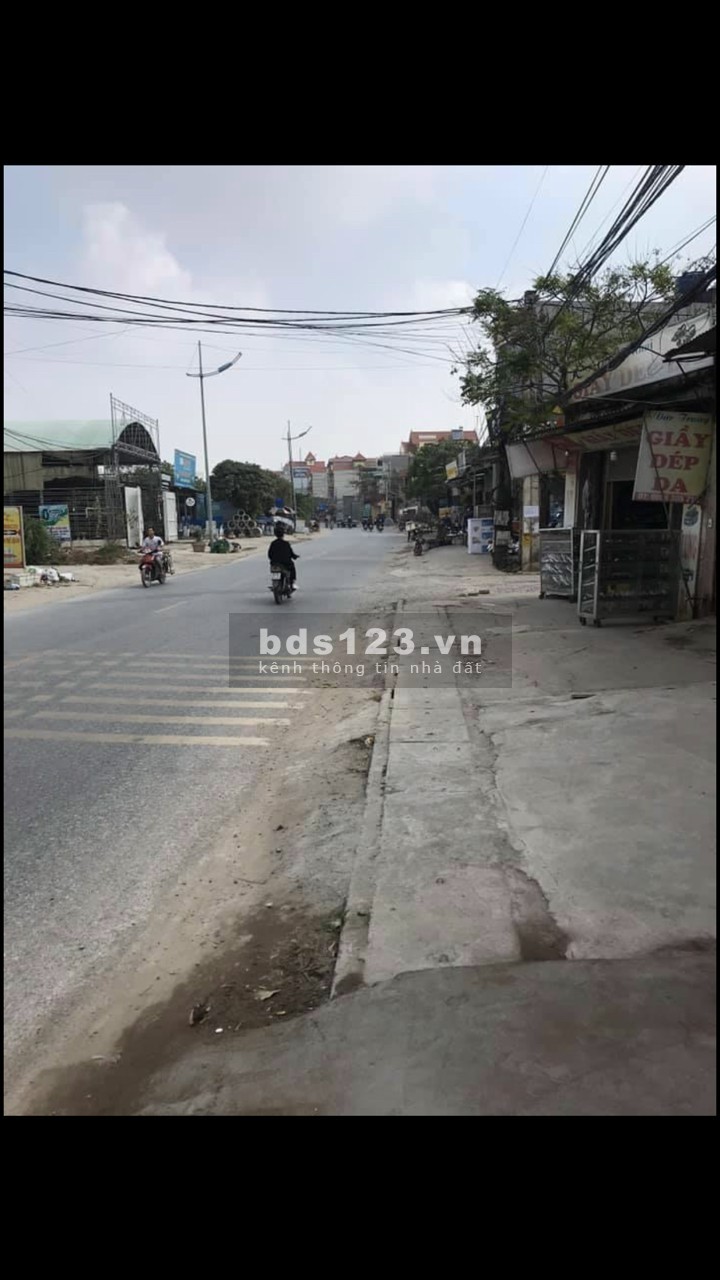 Làm ăn thua lỗ chủ nhà cần tiền trả nợ bán gấp lô đất trung tâm Xã Tự Nhiên. Giá bèo