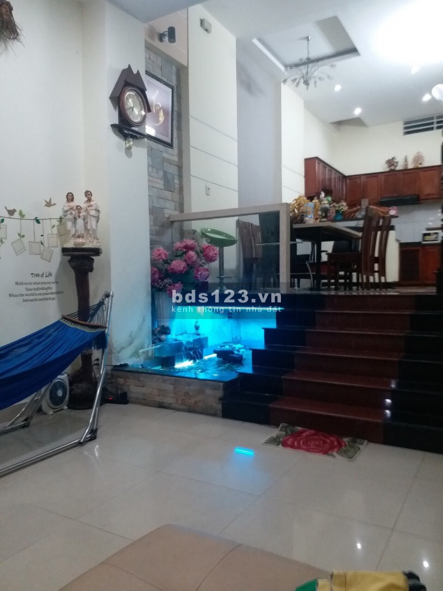 Cho thuê nhà HXT Phan Huy Ích, P14, Gò Vấp, 4.5x17m, 1 trệt, 2 lầu, ST, 17 triệu/tháng