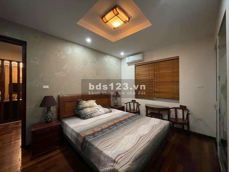 Bán nhà nguyên căn đẹp giá siêu tốt, có 102 khu dân cư đông đúc, liên hệ 0985158486