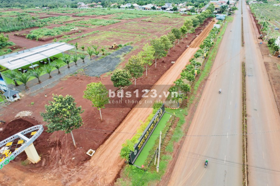 Cần bán đất ngay khu công nghiệp, diện tích 5x20m, 5x21m giá từ 400 triệu/nền, 100m2