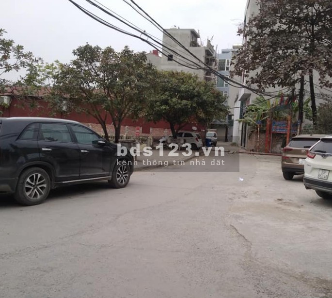 Bán nhà phố Đại Mỗ lô góc ô tô tránh nội thất dt 40m2 5 tầng đúc mặt tiền rộng giá chỉ 4.8 tỷ