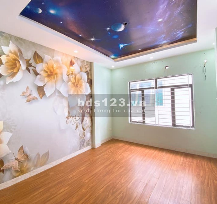 Bán nhà phố Đại Mỗ lô góc ô tô tránh nội thất dt 40m2 5 tầng đúc mặt tiền rộng giá chỉ 4.8 tỷ