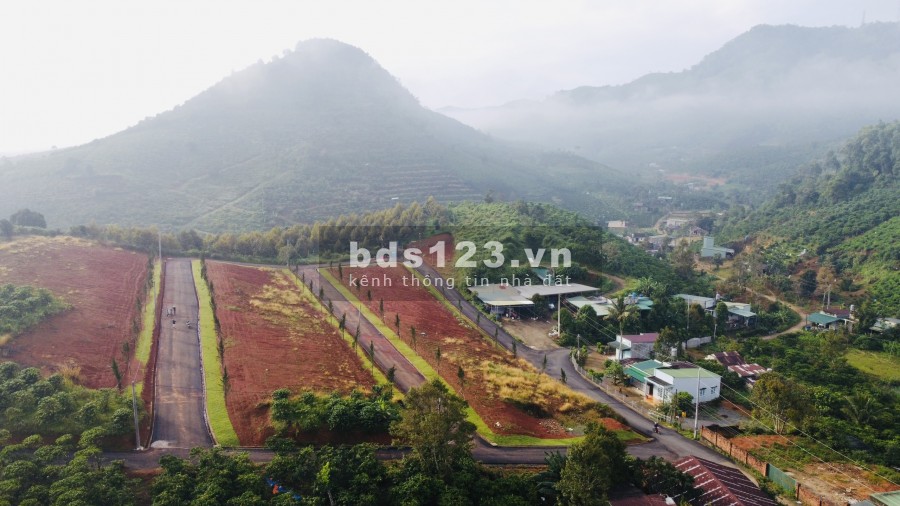 Khu nghĩ dưỡng phong cách Nhật tại Bảo Lộc, 2 mặt tiền, cách QL20 chỉ 100m, đã có sổ riêng.
