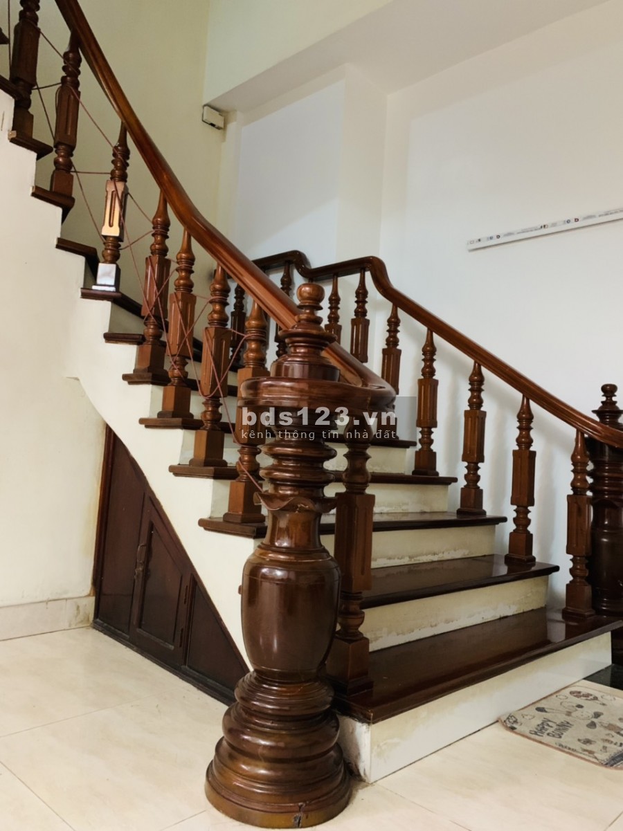 Bán nhà phân lô Trần Kim Xuyến, 60m2x 5T, phù hợp làm văn phòng, hộ gia đình ở