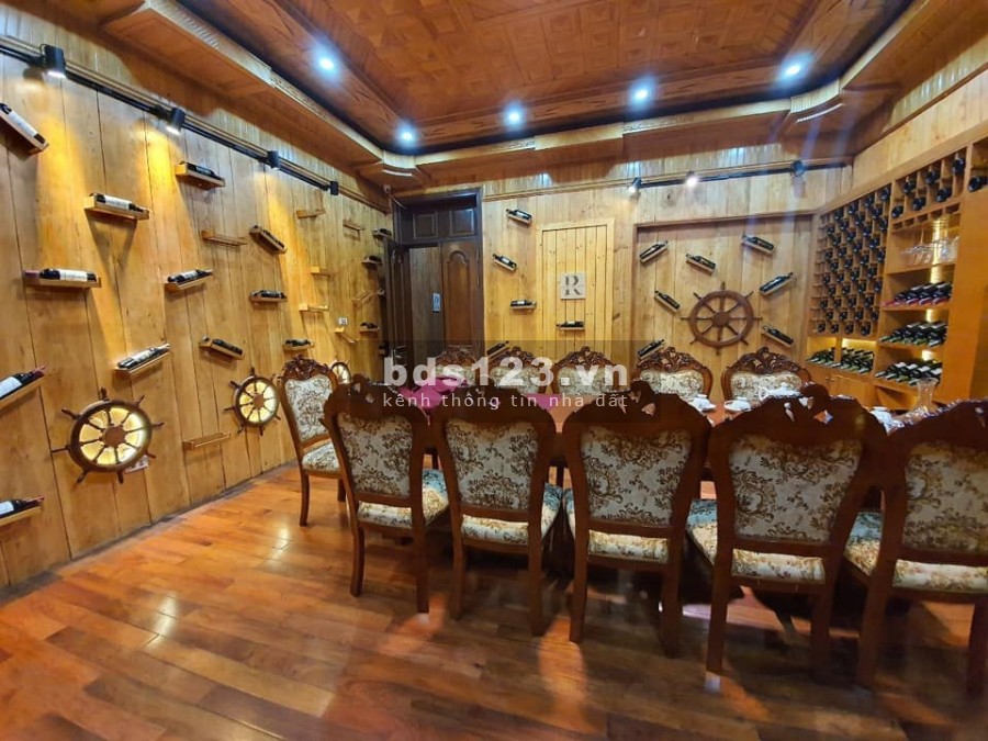 Gia Đình Cần Bán Nhà Mặt Phố Triệu Việt Vương 186m2 x 4Tầng, Mặt Tiền 8,5m, vị trí đẹp, Giá 85 tỷ.