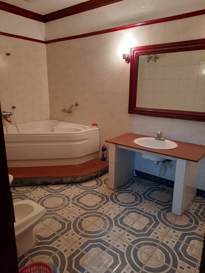 Bán nhà ô tô tránh phố Hoàng Quốc Việt đúc kiên cố 4 tầng kiên cố, khu dân cư hiện hữu