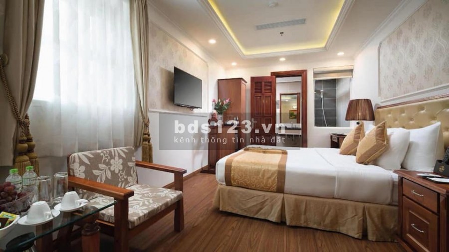 Khách sạn 4 sao bậc nhất phố cổ Hàng Bông. 323m. 13 Tầng. Mặt tiền 8m. Giá 619.5 Tỷ.