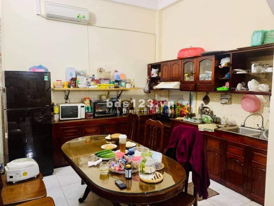 Sổ đỏ phân lô, Ô tô 3m, 5 tầng 5 ngủ, trung tâm Ba Đình giá bán chỉ 6.1 tỷ, lh 0942467688
