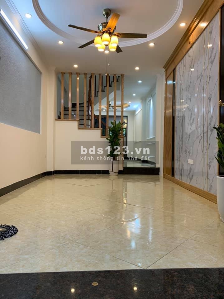 Bán nhà riêng mới xây khu vực Khương Đình diện tích 50m2 5 tầng giá nhỉnh 7 tỷ
