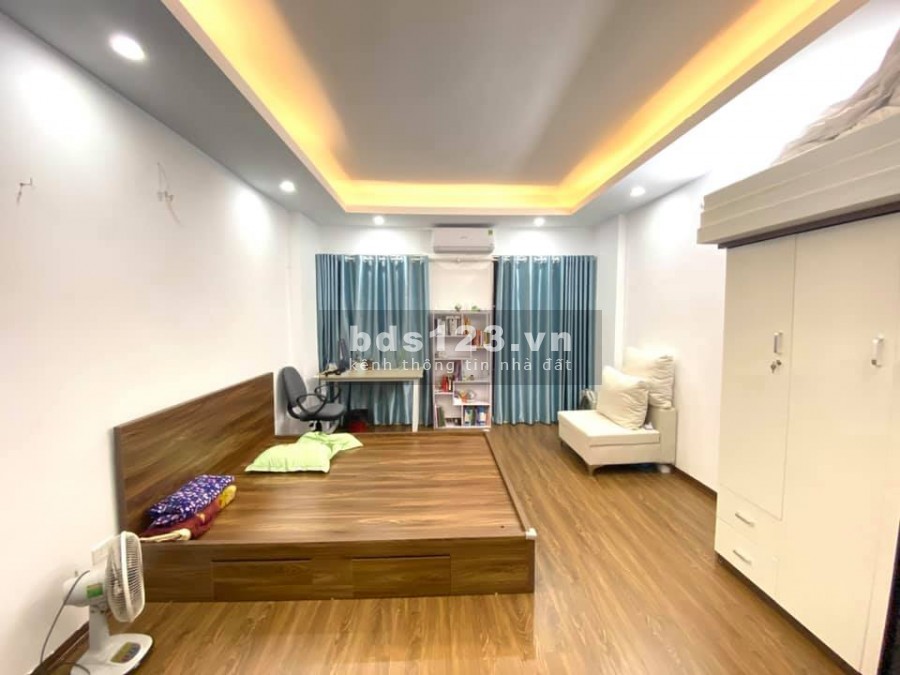 Nhà Quá Đẹp Như Siêu Mẫu, Sân Trước Nhà, 5Tầng, Ở Luôn, Minh Khai- Kim Ngưu chỉ 3tỷ7