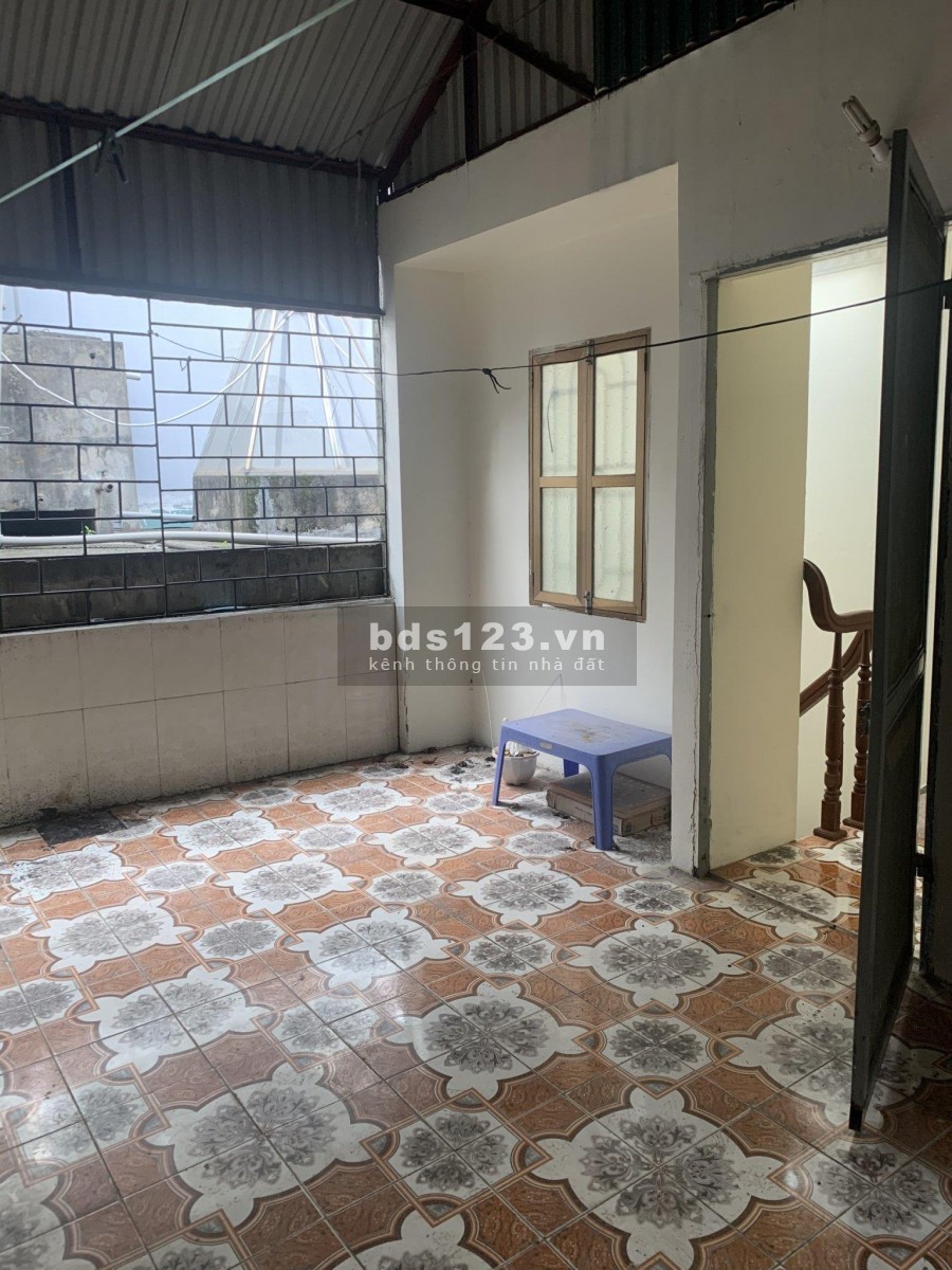 Nhà đẹp Kim Giang, diện tích sử dụng 30m 5 tầng 3 PN giá chỉ 2,65 tỷ - 30m ra đường phố.