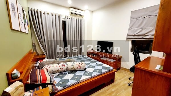 Bán nhà nguyên căn chính chủ Trần Phú, nội thất hiện đại, dtsd 36m2, giá sốc 2.8 tỷ, lhcc