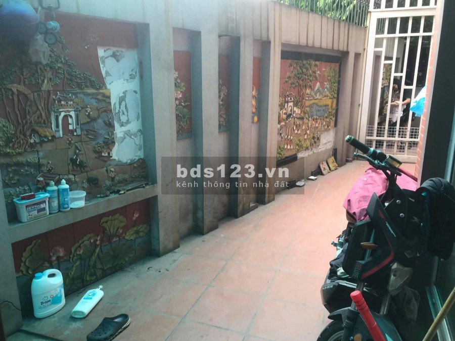 Chính chủ bán biệt thự Cổ Linh, diện tích sử dụng 97m2, oto, SĐCC, giá bán 6.2 tỷ