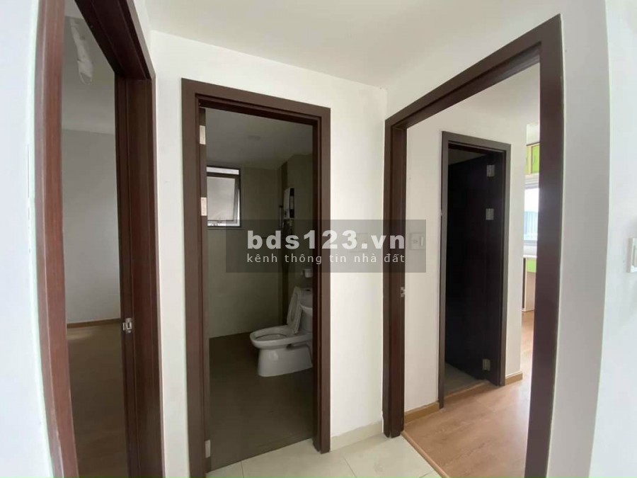 Kẹt tiền bán gấp căn hộ chung cư Celadon khu Ruby block D vào ở ngay 2tỷ550 Quận Tân Phú