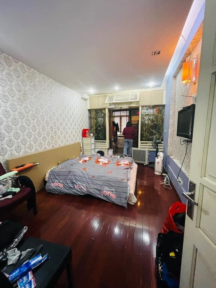 Bán nhà mặt ngõ Dương Quảng Hàm Cầu Giấy PLô Ôtô Thang máy 72Mx6T 12.6 tỷ 0902224679