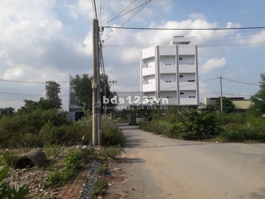 4021m2 đất hẻm đường Bưng Ông Thoàn, Phú Hữu Khu Samsung Village 1,2,3,5