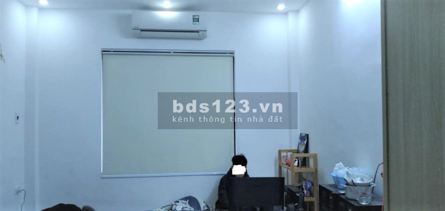 Bán nhà Xã Đàn mua đất tặng nhà diện tích sử dụng 26m2 5 tầng 1.9 tỷ. Ba bước ra phố