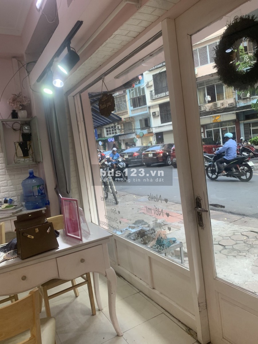 Gỡ dãn cách cơ hội Thuê nhà Mặt Phố đỉnh Dốc Hàng Than. Ngã 5 Kinh doanh Buồn bán sầm uất