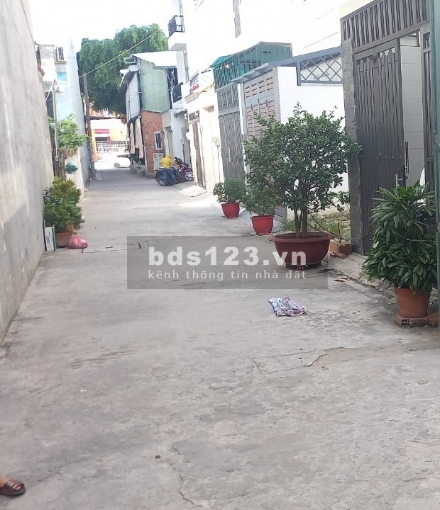 Bán nhà nguyên căn đúc 5 tầng, Nguyễn Văn Lượng diện tích…