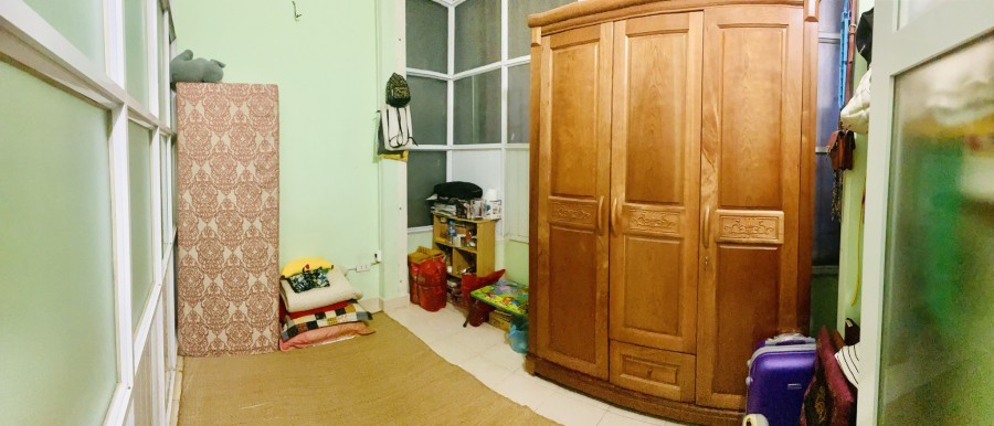 Chính chủ bán nhà ngõ 409 Kim Mã - ô tô đỗ cách nhà 3m. DT 15m2. Giá 1,45 Tỷ