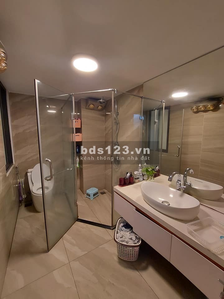 Bán nhà nội thất đẹp KĐT Văn Quán, giá chốt vì Covid-19, 85m2, 5T, Đường 20m