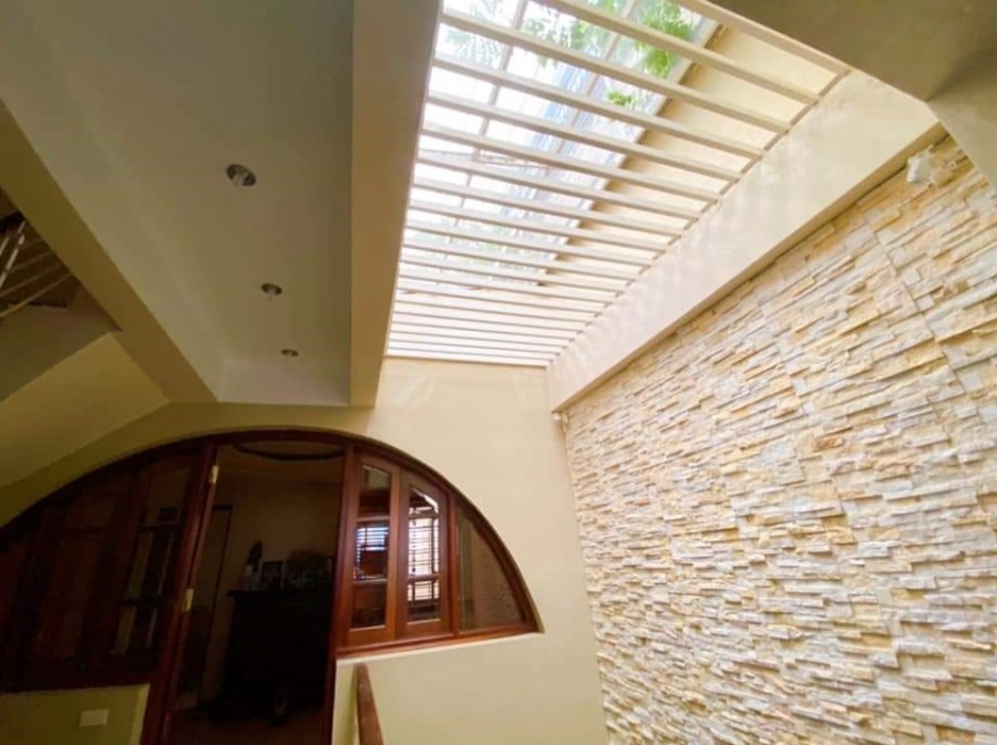 Bán nhà phân lô, ô tô 15m, Nguyễn Khánh Toàn diện tích 80m2, 4 tầng, mt 6m, giá 8.8 tỷ