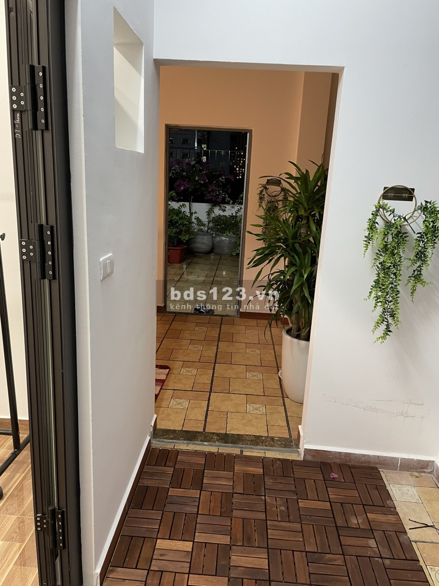 Bán nhà nguyên căn phố lô góc ô tô đỗ cửa gần Vinhomes Gadennia Hàm Nghi, giá tốt