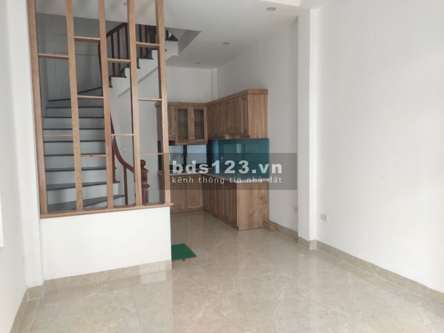 Bán nhà đường Tôn Thất Tùng Đống Đa, nhà đẹp, giá rẻ, 48m2 x 4 tầng